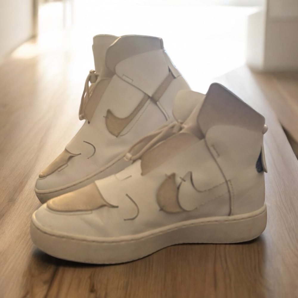 Wmns Vandalized LX 'Platinum Tint'